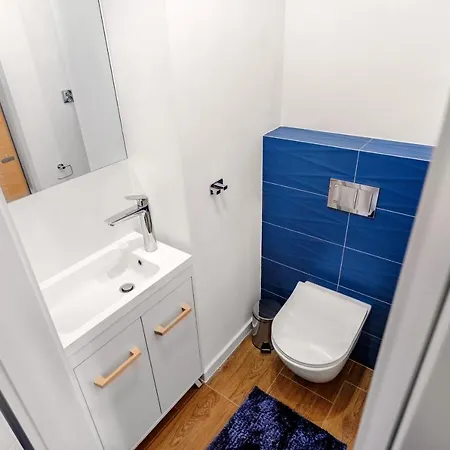 Saskie Apartment *